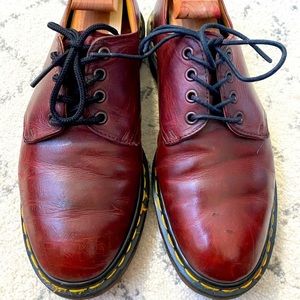 Dr. Marten vintage oxblood 1561, made in England size 9